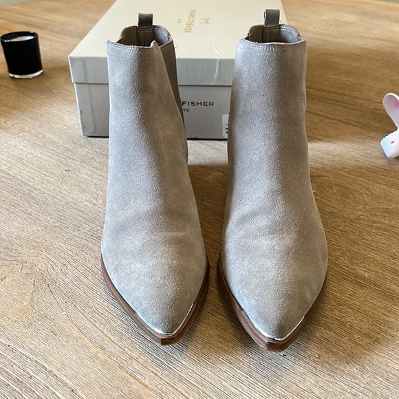 Marc Fisher Yale Boots - Picture 2 of 6